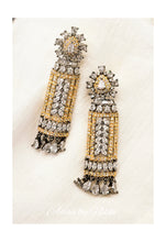 Load image into Gallery viewer, Shiela Diamond Earring
